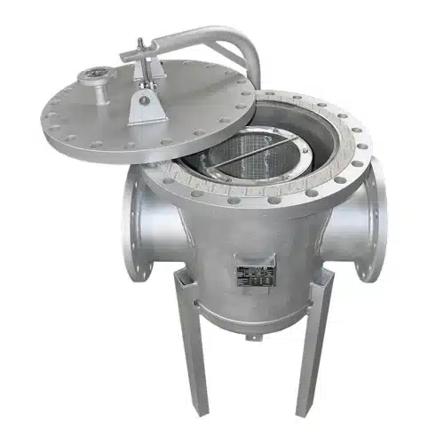 Basket strainer DN250 in stainless steel with davit on the cover, opened with a view of the gasket and strainer basket