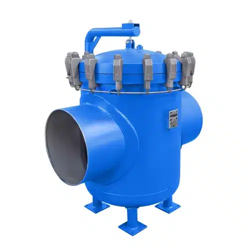 Carbon steel basket strainer DN600, painted RAL 5010 blue, with butt-weld ends and cover lifting and swivel arm for water and process water treatment
