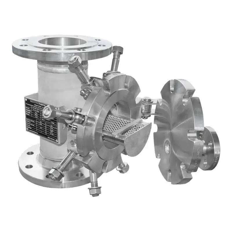 T-type strainer DN100 in stainless steel with quick-opening cover closure and vent connection