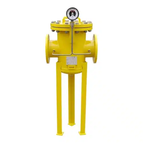 Basket strainer in carbon steel, painted yellow, on three-point support legs with differential pressure gauge
