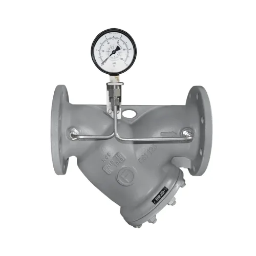 Y strainer DN150 in cast steel with differential pressure indicator and pressure gauge